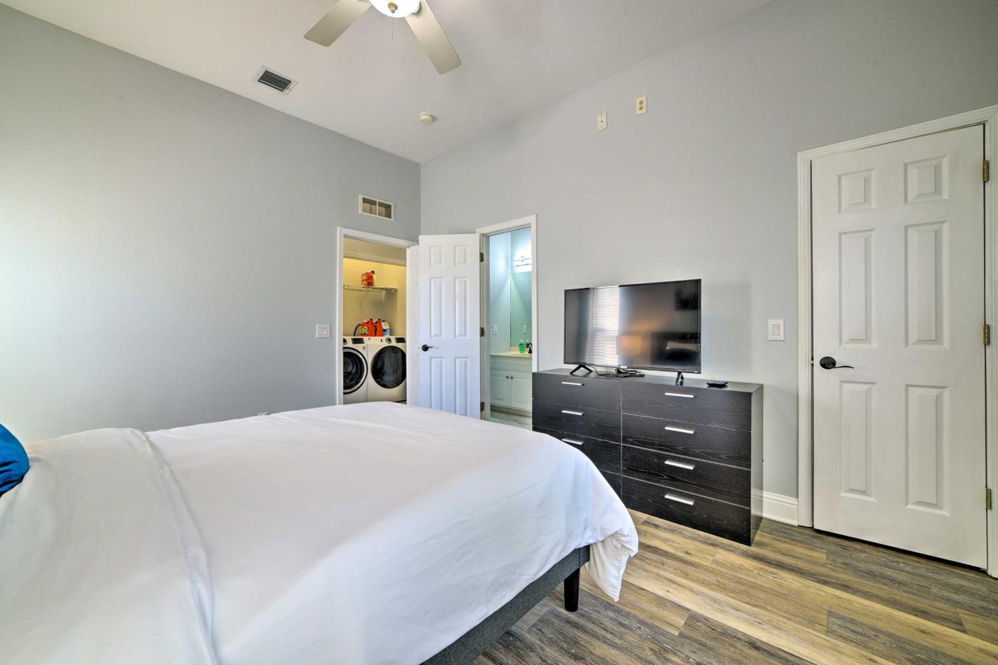 Sunny Pcb Home With Balcony Steps To The Beach! ปานามาซิตี้บีช ภายนอก รูปภาพ